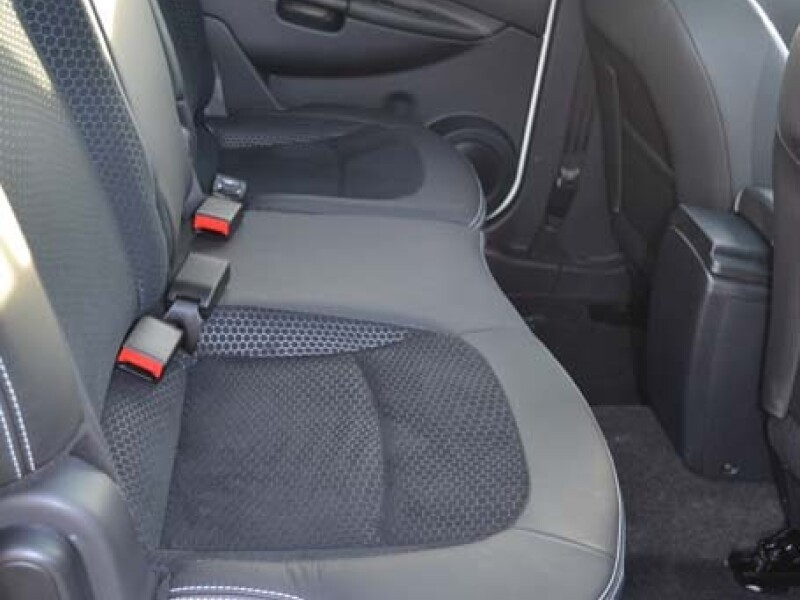 Nissan Qashqai +2 - 16