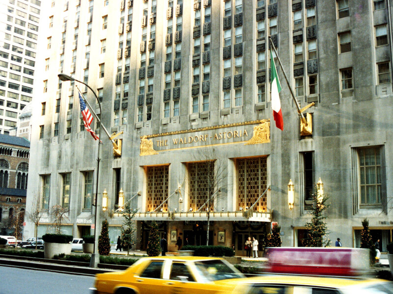 Hotelul Waldorf-Astoria