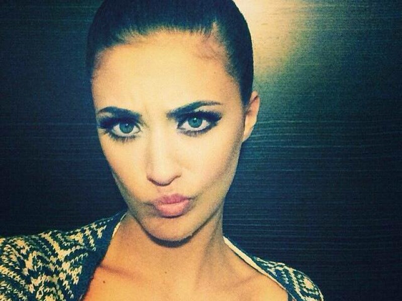 antonia selfie - 6