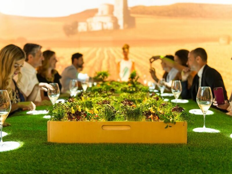 restaurant