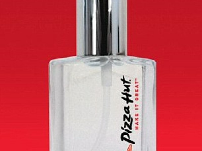 Facebook, Pizza Hut Canada, parfum