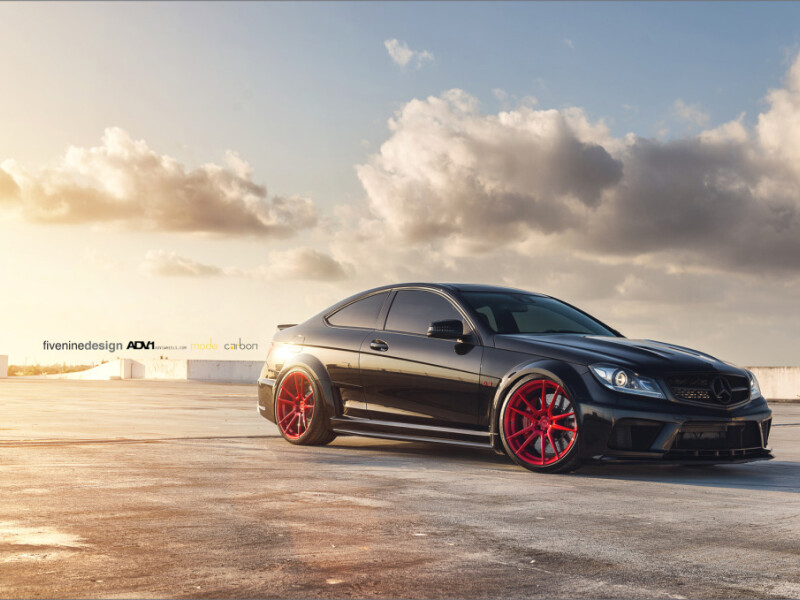 Mercedes C63 AMG Black Series - 3