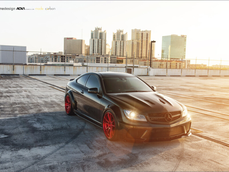 Mercedes C63 AMG Black Series - 14