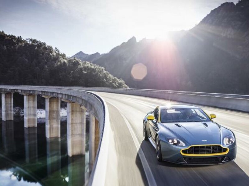 aston martin geneva 2014 - 3