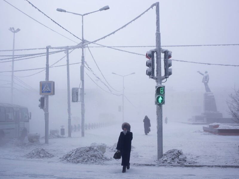 Viata in cel mai friguros oras de pe planeta: temperatura medie e de -50 de grade Celsius, iar recordul e de -71.2