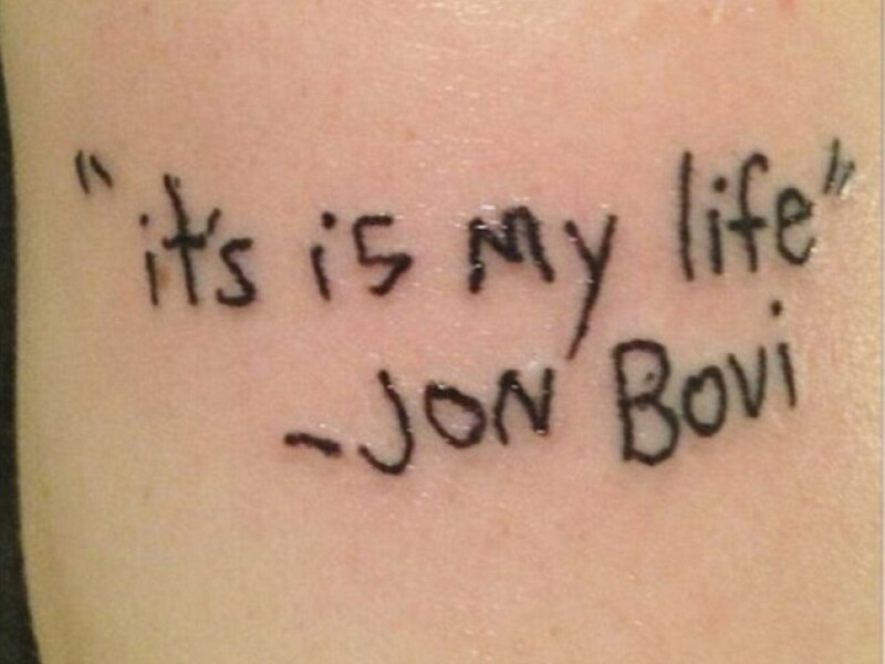 Cele mai hilare tatuaje. Niste oameni chiar au platit pentru asa ceva :)