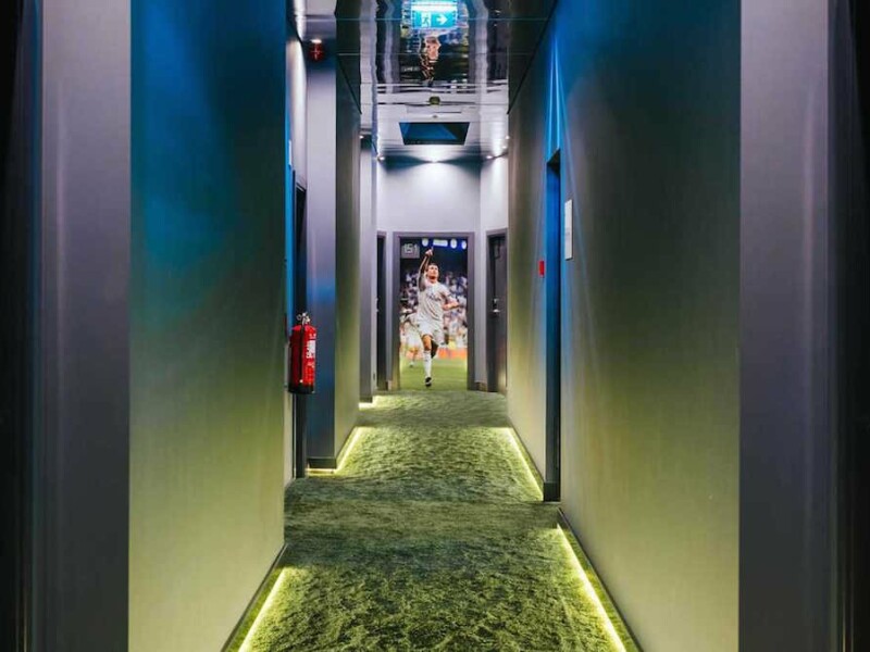 Cat te costa sa dormi o noapte in hotelul lui Cristiano Ronaldo. Starul Realului a deschis un complex superb in Madeira