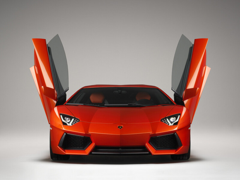 Lamborghini Aventador LP 700-4