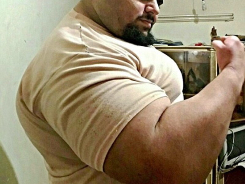 Incredibilul Hulk exista cu adevarat. Un iranian de 150 de kilograme socheaza cu fizicul sau