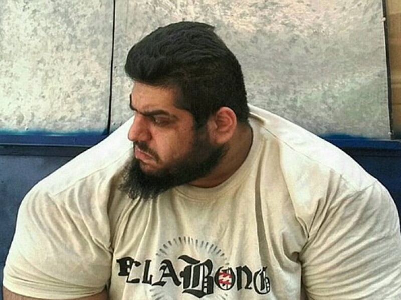 Incredibilul Hulk exista cu adevarat. Un iranian de 150 de kilograme socheaza cu fizicul sau