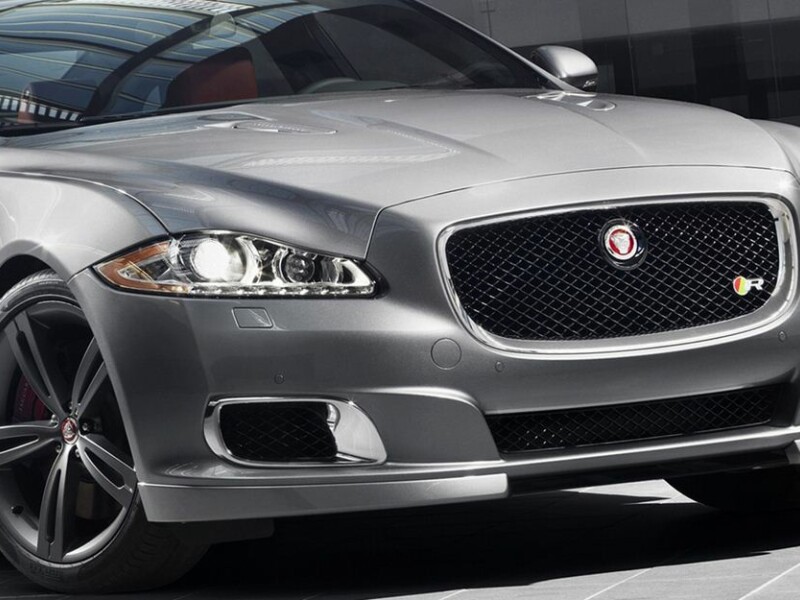 Jaguar XJR