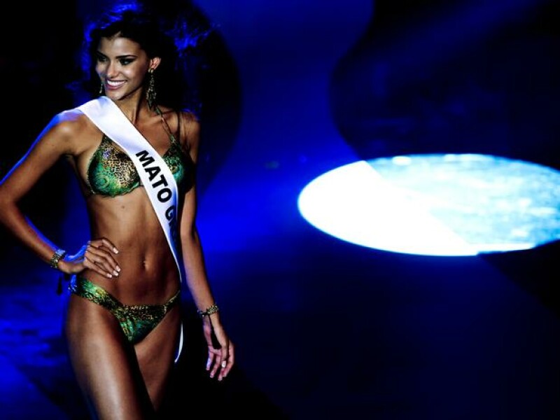 Jakelyne Oliveira, Ronaldinho