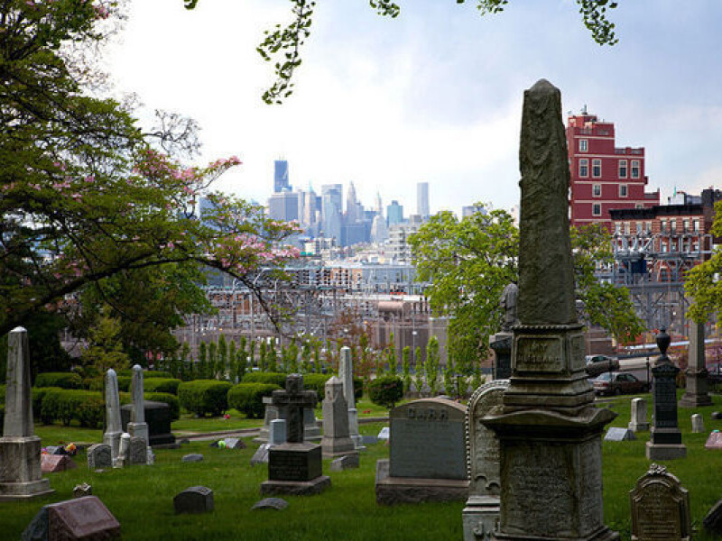 Grave-World, New York, SUA