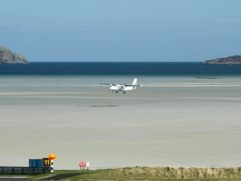 Aeroportul Internaţional Barra, din Outer Hebrides, în Scoţia