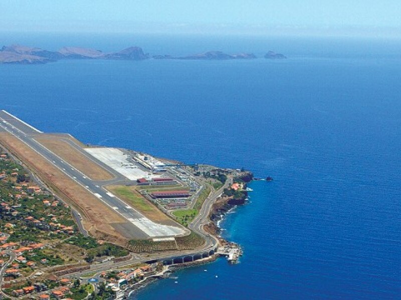 Aeroportul Harstad/Narvik, din Norvegia