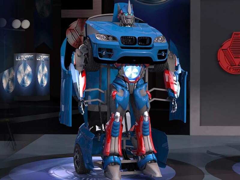 Optimus Prime in varianta cat se poate de reala. Fabulos: ce se intampla cu acest BMW cand apesi pe un buton