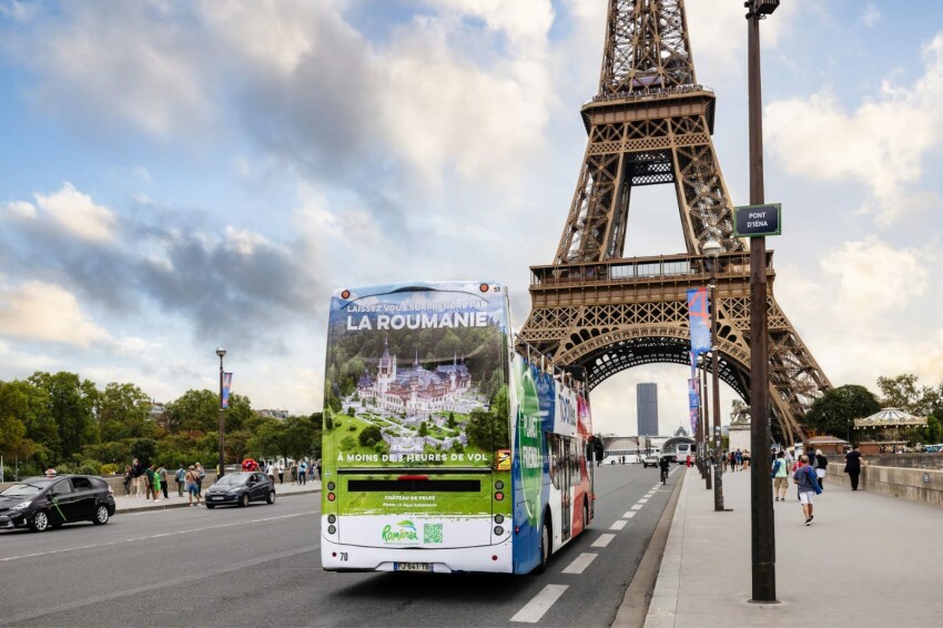 „Lăsaţi-vă surprinşi de România!”, campanie outdoor de promovare turistică a țării noastre în Paris | FOTO