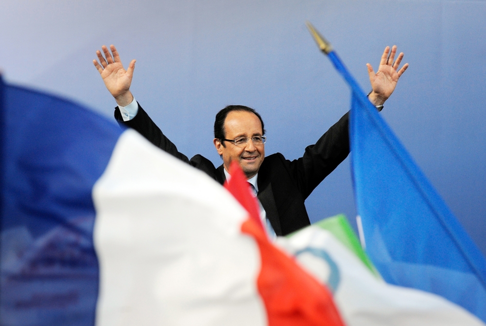 Marea provocare a lui Hollande: sa ajunga la un acord cu sustinatoarea lui Sarkozy, Angela Merkel