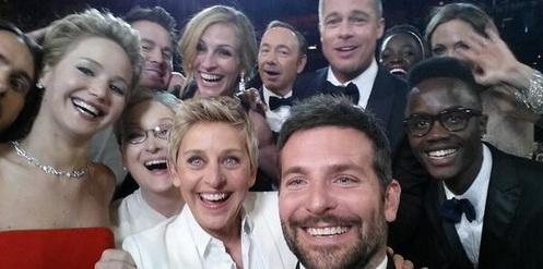 Moda selfie-urilor la Hollywood. Pozele care au devenit mai cunoscute decat celebra fotografie a lui Ellen DeGeneres