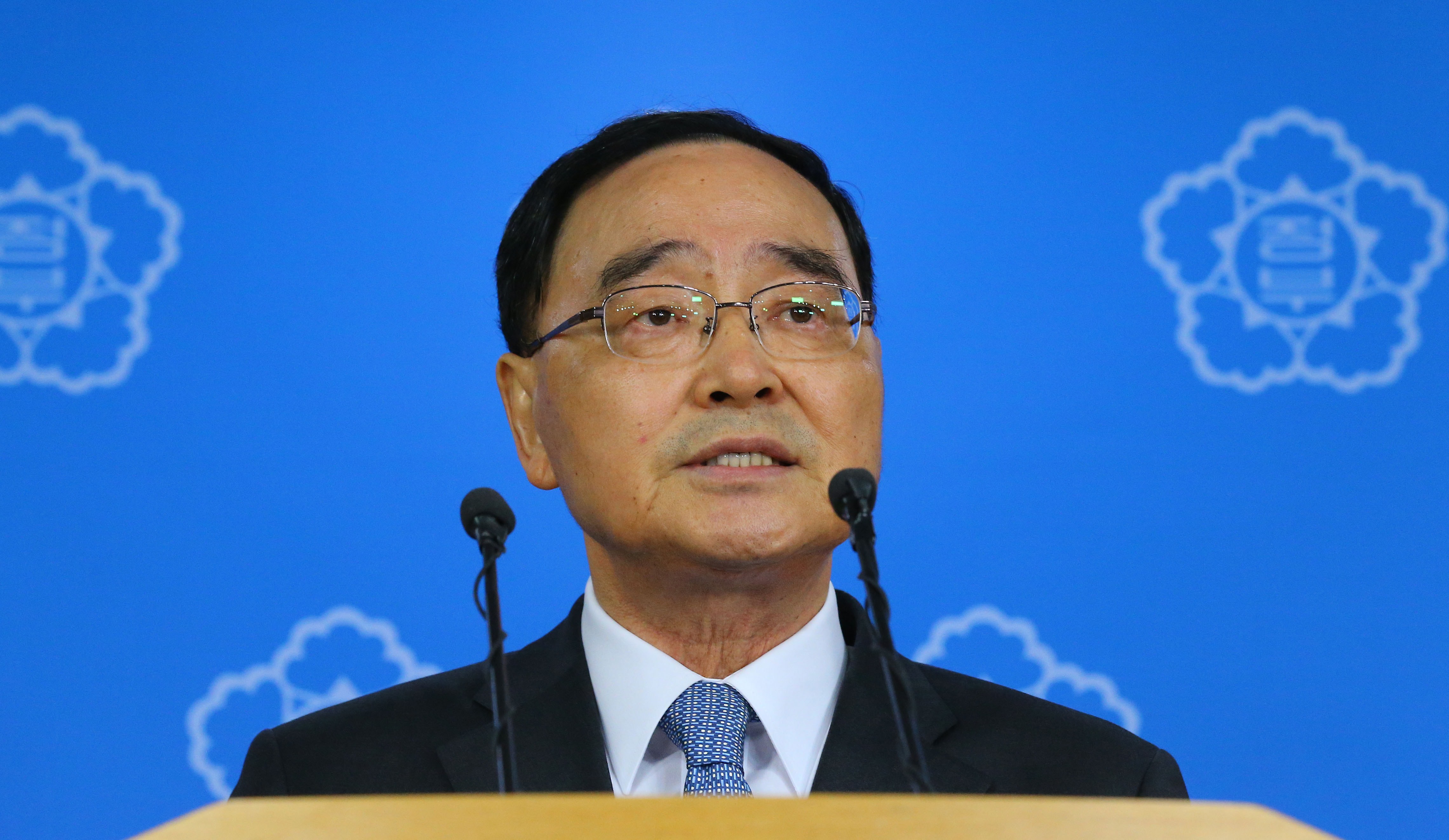 Premierul Coreei de Sud si-a dat demisia dupa dezastrul de pe feribot. 