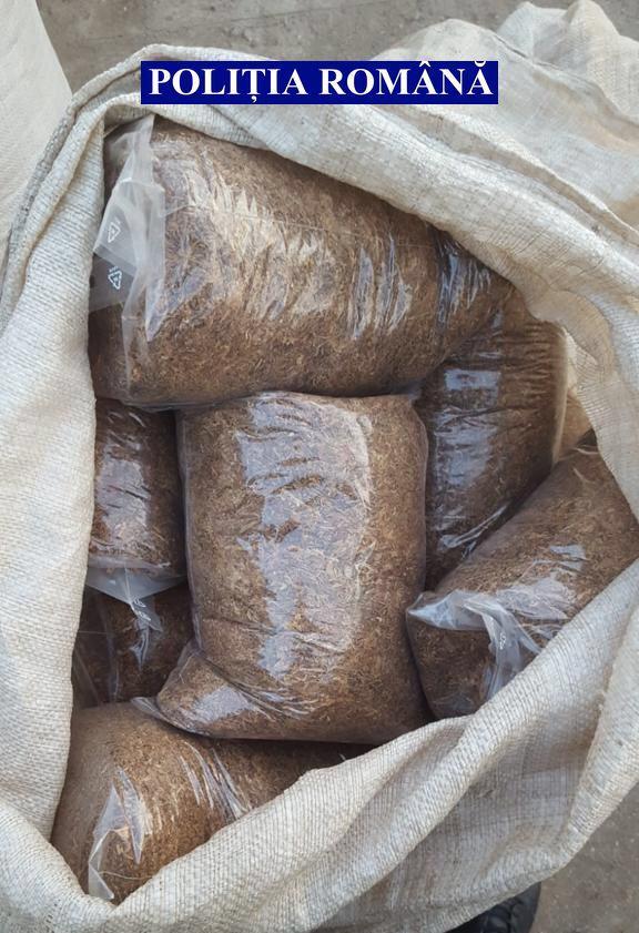 Zeci de kilograme de tutun ridicate de la o firmă de curierat din Slatina. Ce urmăreau polițiștii