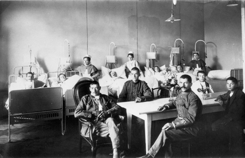 Imagini istorice. Cum arăta lumea în timpul pandemiei de gripă spaniolă din 1918 - Imaginea 7