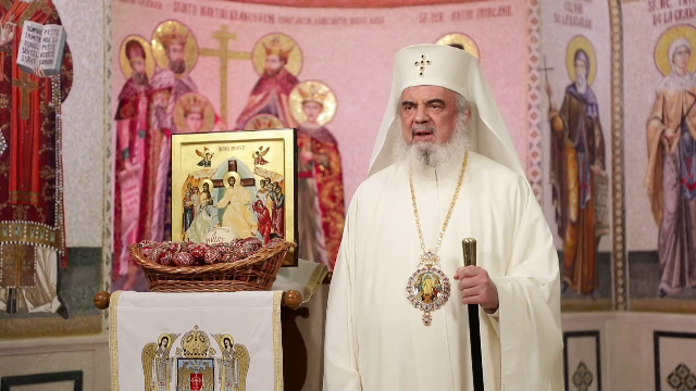 Patriarhul Daniel: Învierea Mântuitorului Iisus Hristos, vindecare de întristare