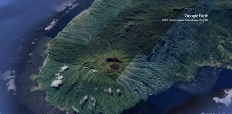 VIDEO. Insula St. Vincent este evacuată. Alertă de erupție vulcanică „iminentă”