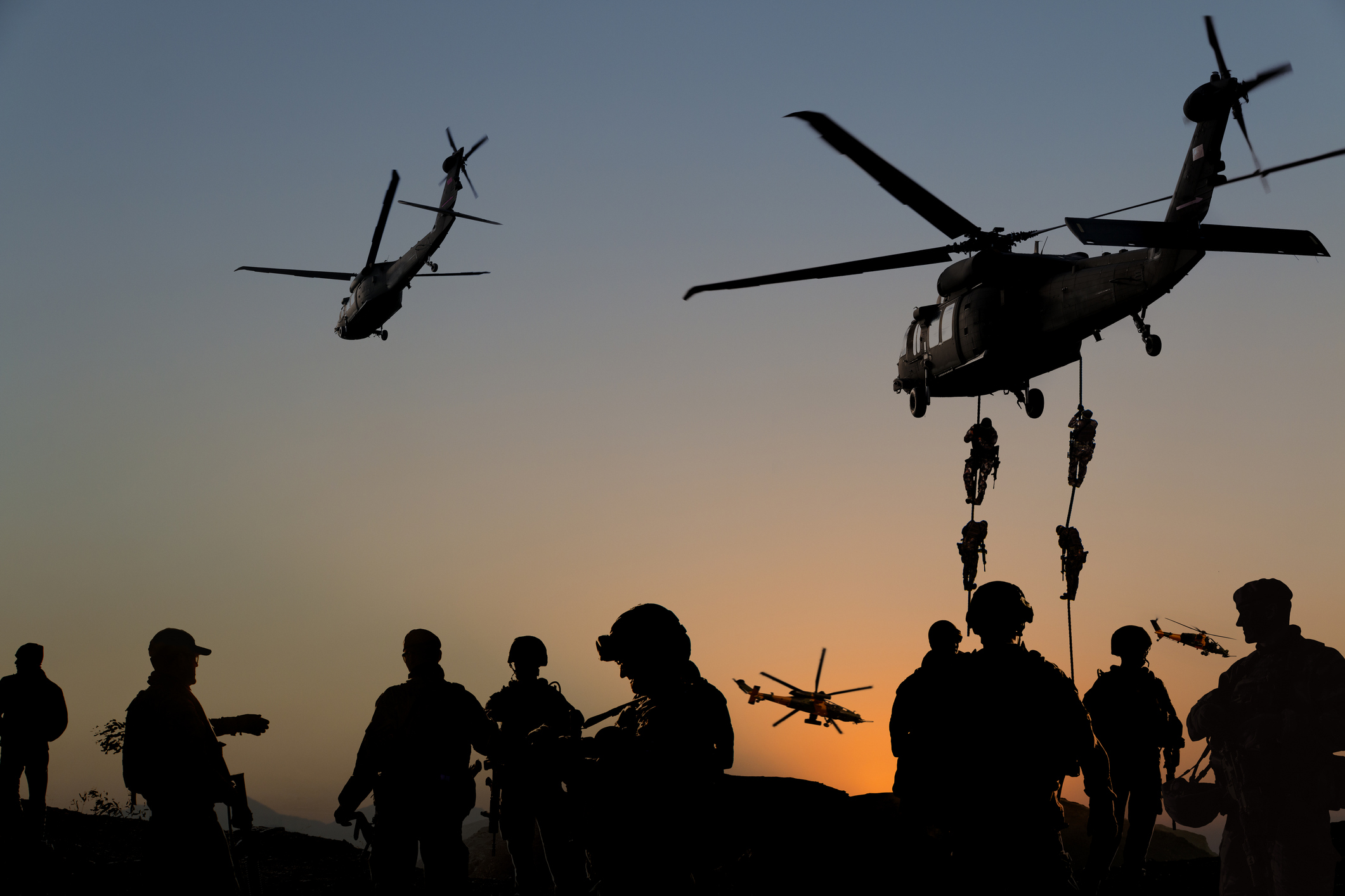 SUA își vor retrage trupele din Afganistan. Oficialii de la Kabul: Decizia este „iresponsabilă și egoistă”