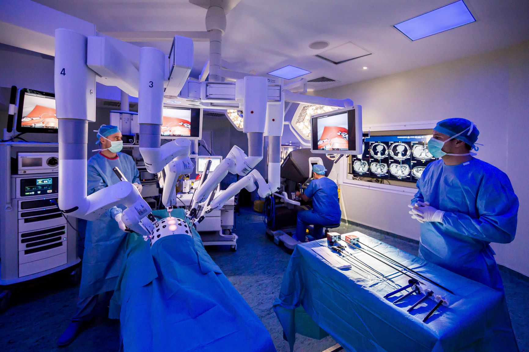 (P) Medic român, pionier al chirurgiei oncologice urologice robotice în Israel, se alătură echipei PONDERAS ACADEMIC HOSPITAL