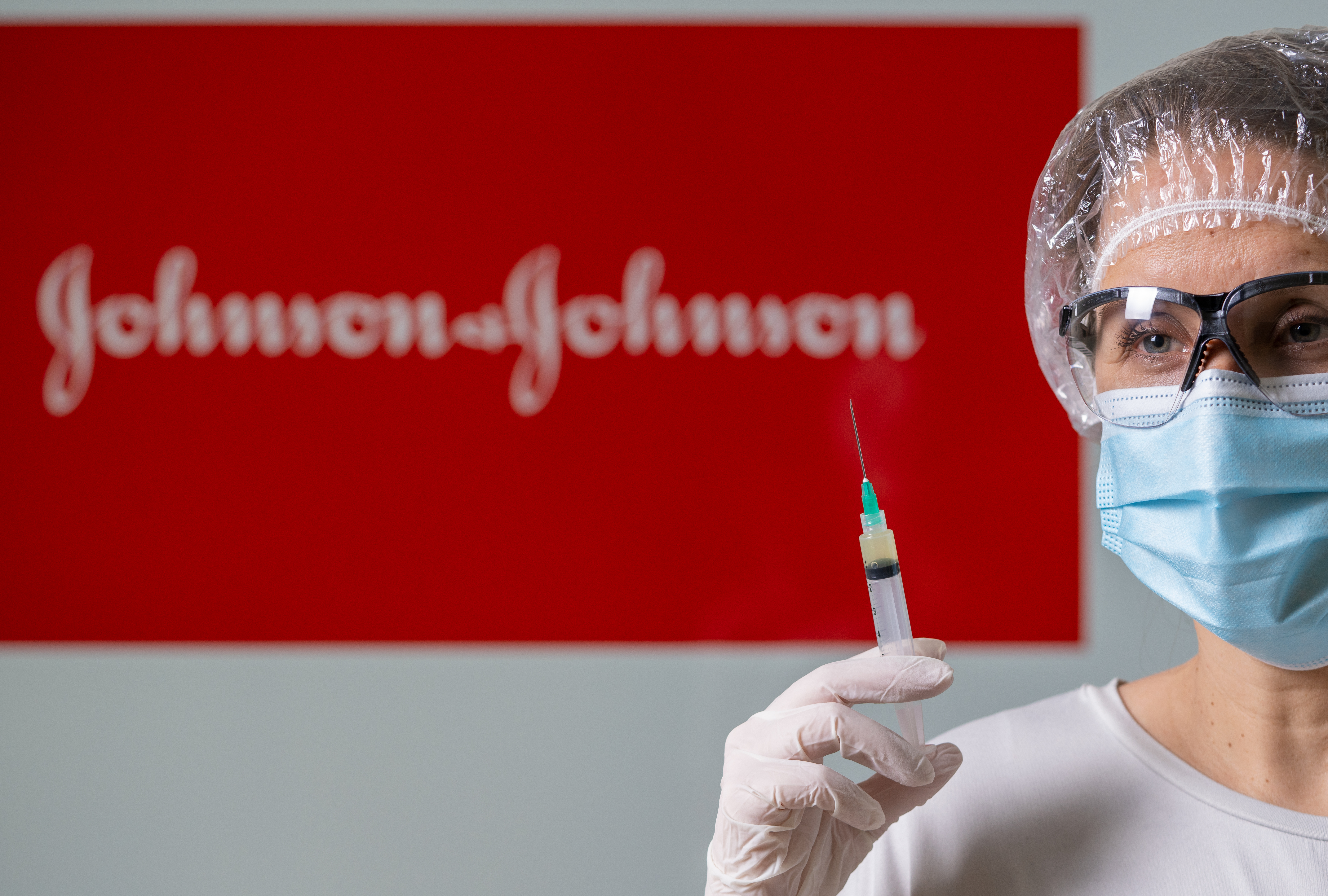 Belgia suspendă vaccinarea cu serul J&J a persoanelor cu vârste sub 41 de ani, după decesul unei femei