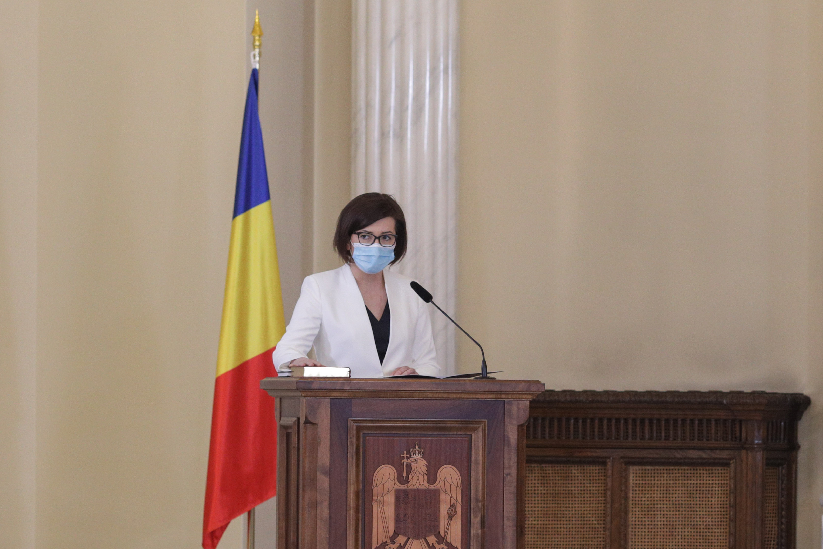 Ioana Mihăilă, noul ministru al Sănătății, a depus jurământul. Iohannis: Mă bucur că în coaliție s-a găsit un modus vivendi