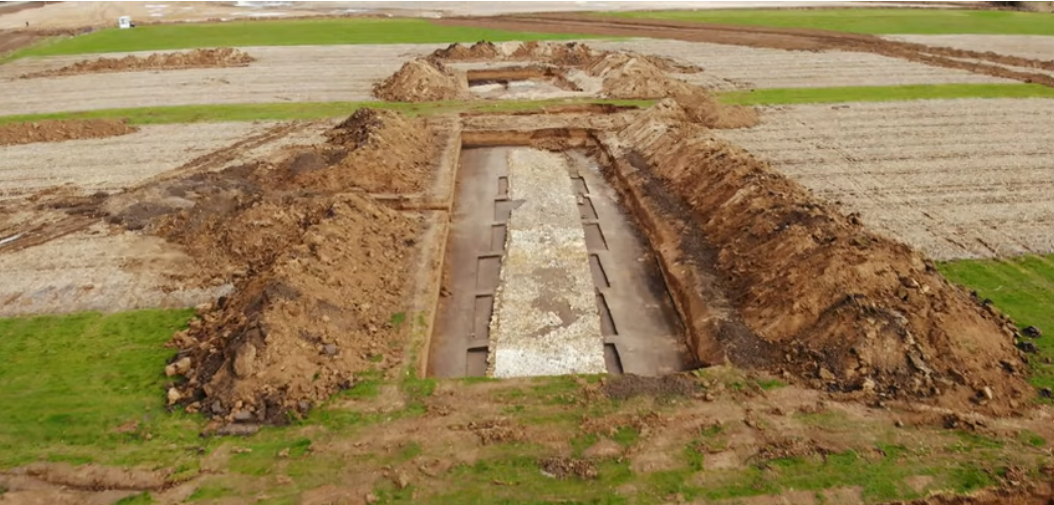 Drum roman de 2.000 de ani, foarte bine conservat, descoperit pe șantierul Autostrăzii Transilvania. De ce va fi distrus