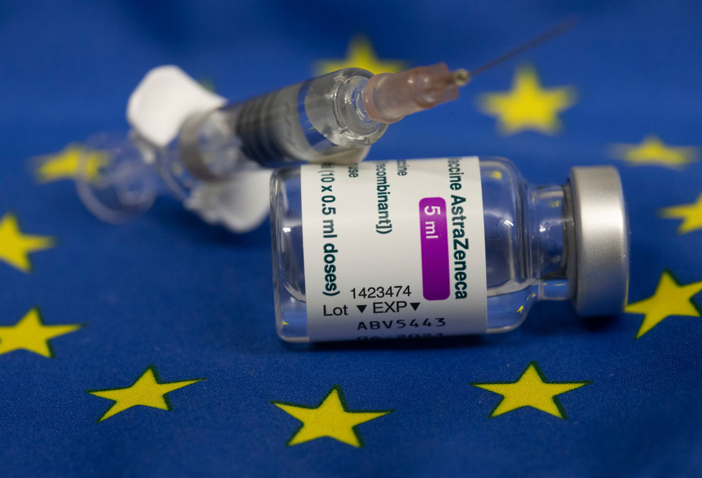 A început procesul UE împotriva AstraZeneca, pentru nerespectarea planului de livrare a vaccinurilor
