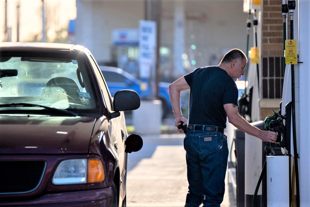 Ministrul Energiei: Toate marile lanțuri de benzinării din România au ieftinit carburanții cu 50 de bani