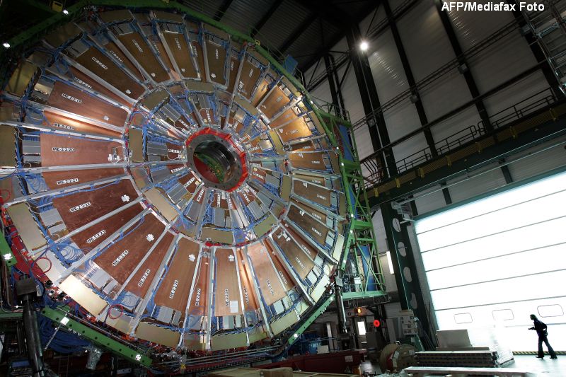 Cercetatorii de la CERN au obtinut cea mai mare temperatura din istorie: 5.5 trilioane de grade C