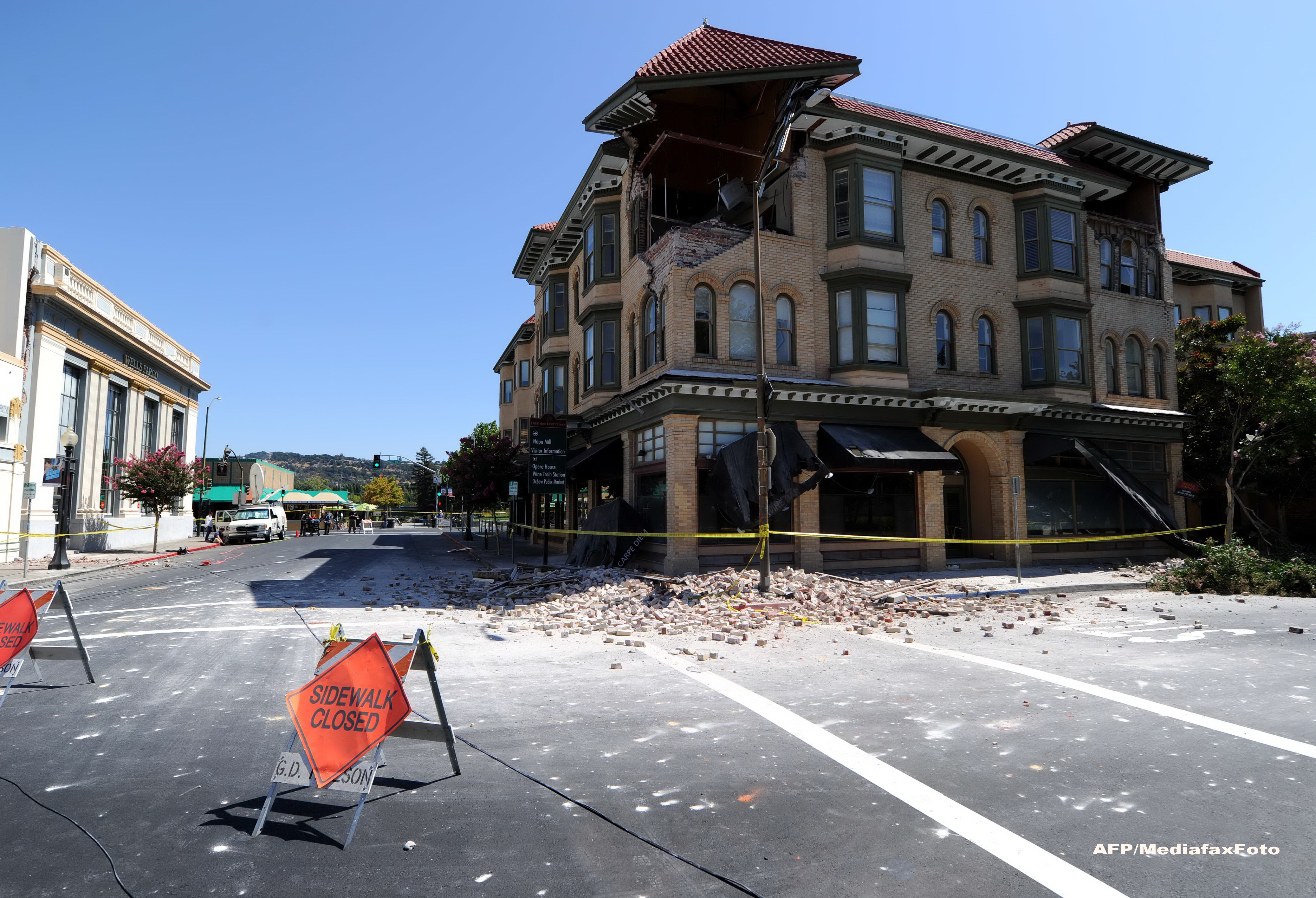 Stare de urgenta in California, dupa cel mai puternic cutremur din ultimii 25 de ani. FOTO si VIDEO - Imaginea 5