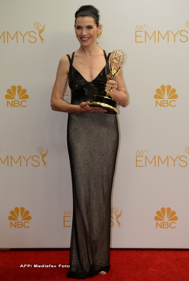 Moda la gala Emmy 2014: Vedetele au ales rosu si alb pentru defilarea pe covorul rosu - Imaginea 10