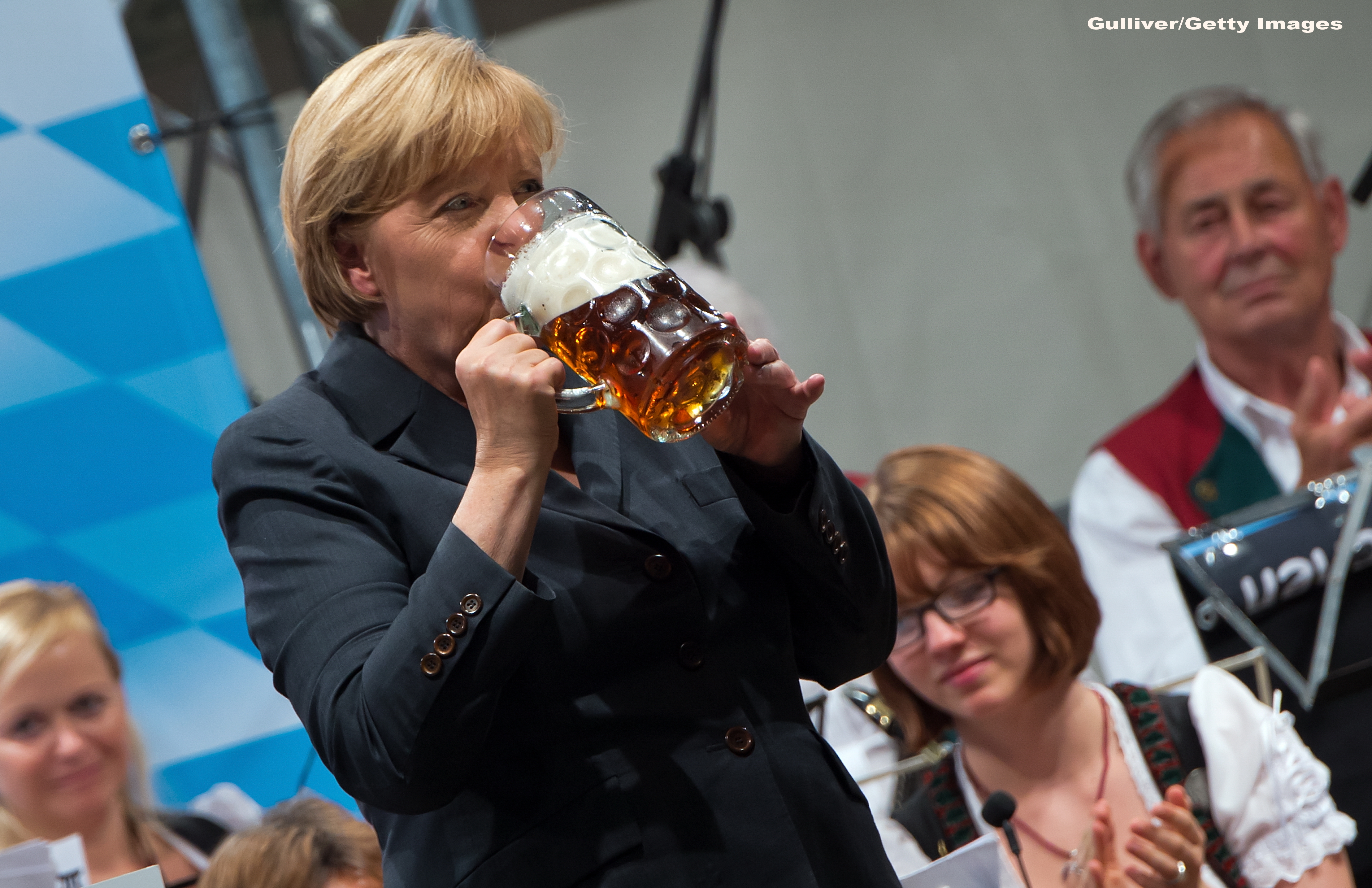Dupa problemele cu Grecia, Angela Merkel se relaxeaza alaturi de sotul ei. Unde isi petrece cancelarul german vacanta de vara