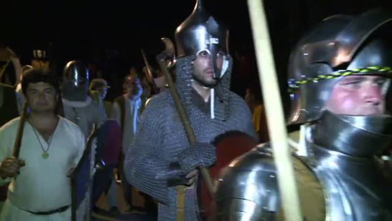 Festival medieval la Sibiu. Strazile orasului au fost invadate de cavaleri in armura si printese