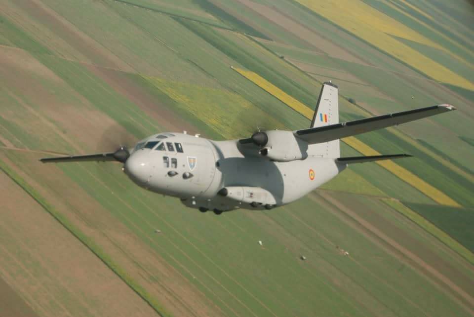 Două avioane Spartan au intervenit pentru a stinge incendiul uriaș din Buzău