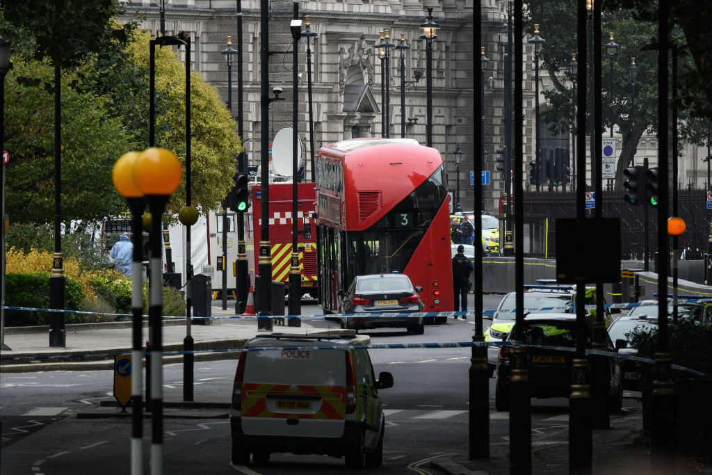 Incident terorist la Londra. Primele mărturii: „Un bătrân mi-a zis să mă ascund”
