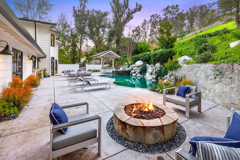 Cum arată vila de 5 milioane de dolari cumpărată de Miley Cyrus la Los Angeles - Imaginea 10