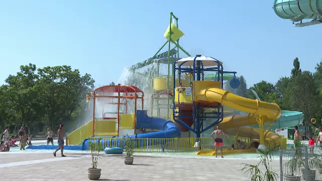 Un nou Aqua Park a fost inaugurat sâmbătă la Galați. Orașul nu mai avea piscină publică de 7 ani
