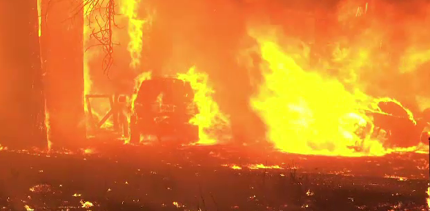 Incendiu devastator în SUA. Un oraș a fost mistuit de flăcări, în doar câteva ore