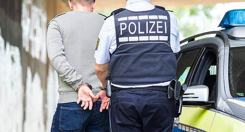 Peste 20 de persoane au fost rănite în Germania, după ce un bărbat le-a atacat cu un spray cu piper