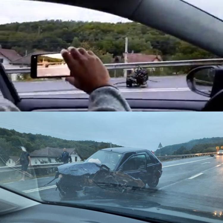 Accident îngrozitor în Cluj-Napoca. Unul dintre autoturisme a rămas fără motor. VIDEO