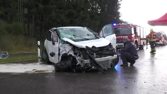 Un român a murit și altul este grav rănit după ce un BMW inscripționat ca fiind autonom le-a izbit mașina, în Germania - Imaginea 2
