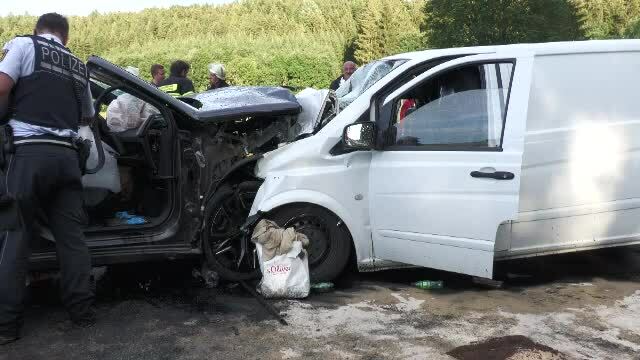Un român a murit și altul este grav rănit după ce un BMW inscripționat ca fiind autonom le-a izbit mașina, în Germania - Imaginea 9