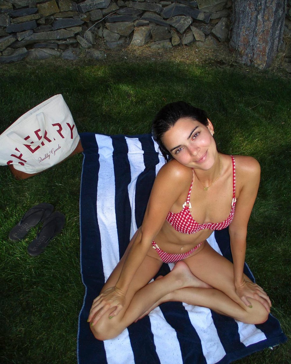 Kendall Jenner, în costum de baie. Cum arată cel mai bine plătit model din lume | GALERIE FOTO - Imaginea 5